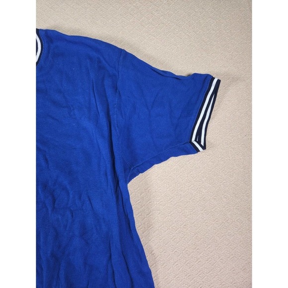 Badge Shirt Mens Medium M Stretch Blue Regular Short Sleeve V Neck Y2K NWT A3 - Picture 4 of 12
